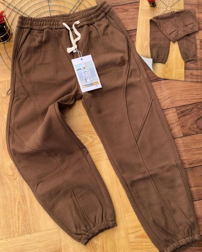 Baggy joggers