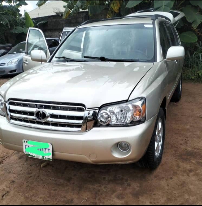 Toyota highlander 2004